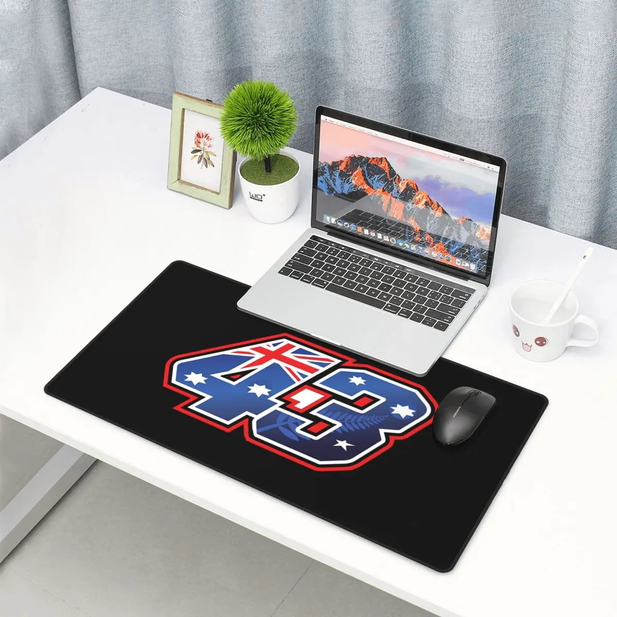 Gaming Keyboard Number Pad - Большой коврик для мыши Jack Miller